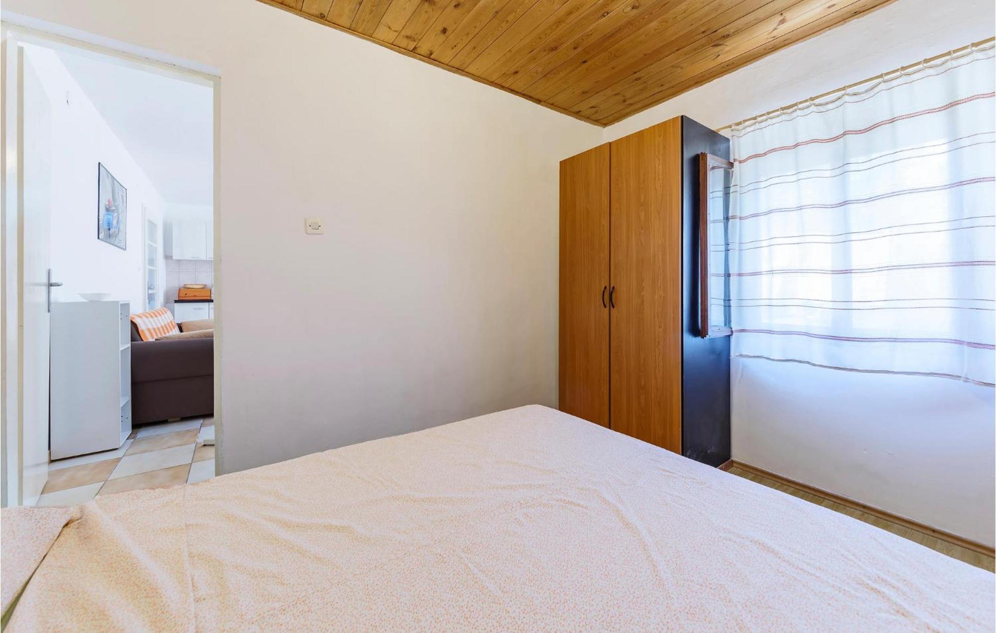 Awesome In With Kitchen Holiday home Pula